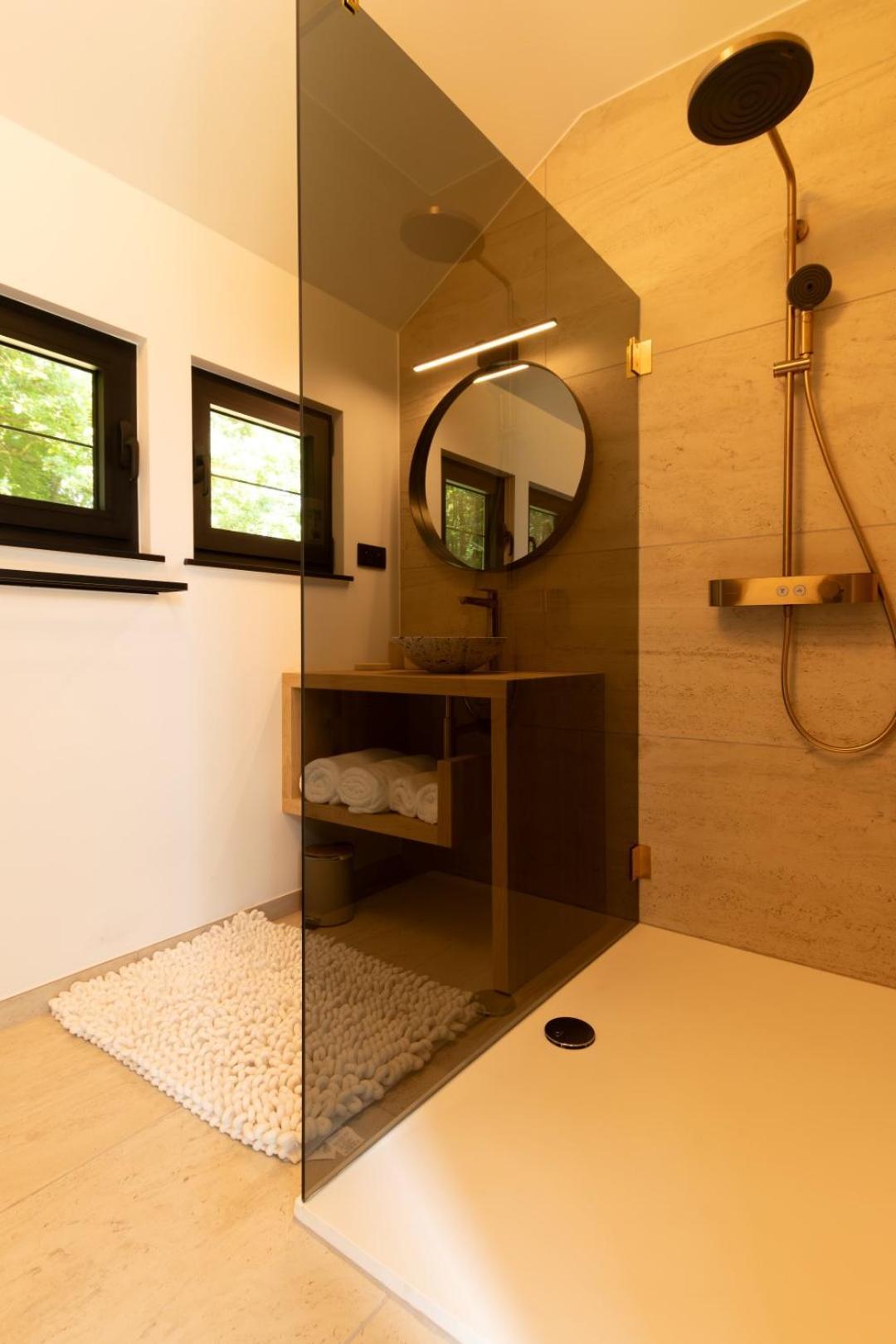 La Cabane D'Amae มาร์ช-อ็อง-เฟเมน ภายนอก รูปภาพ
